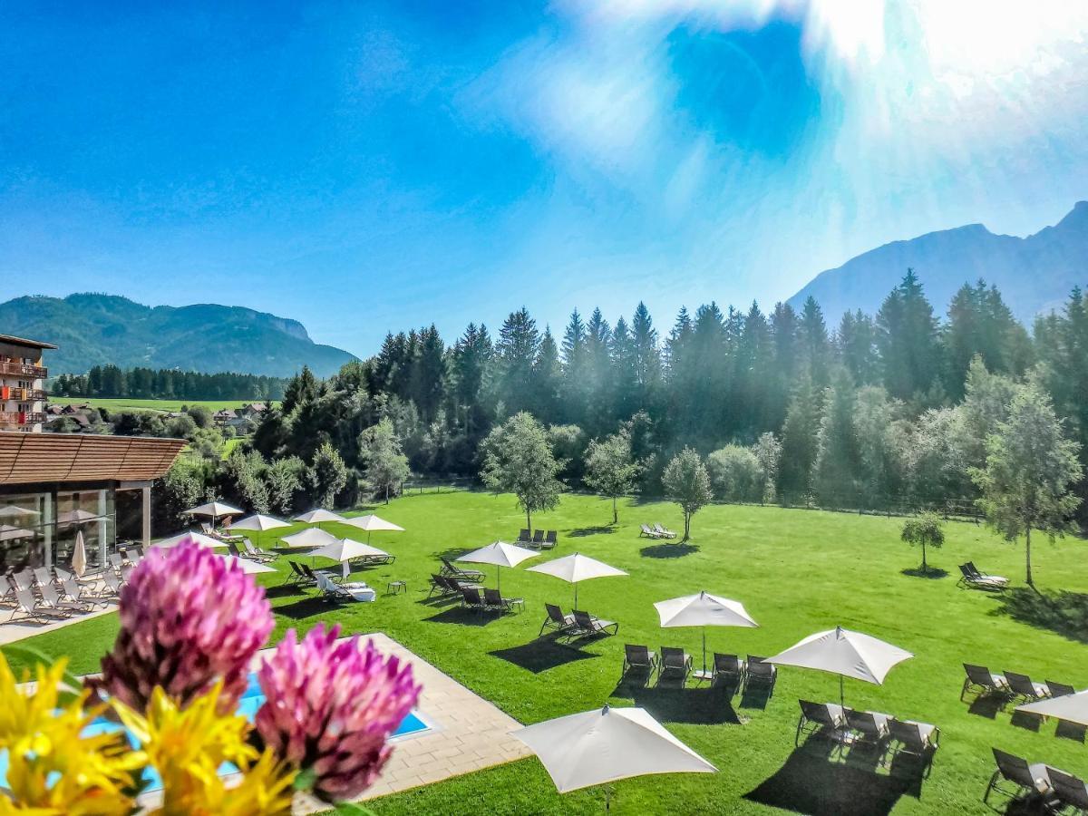 Aldiana Club Salzkammergut Und Grimmingtherme Бад Митерндорф Екстериор снимка