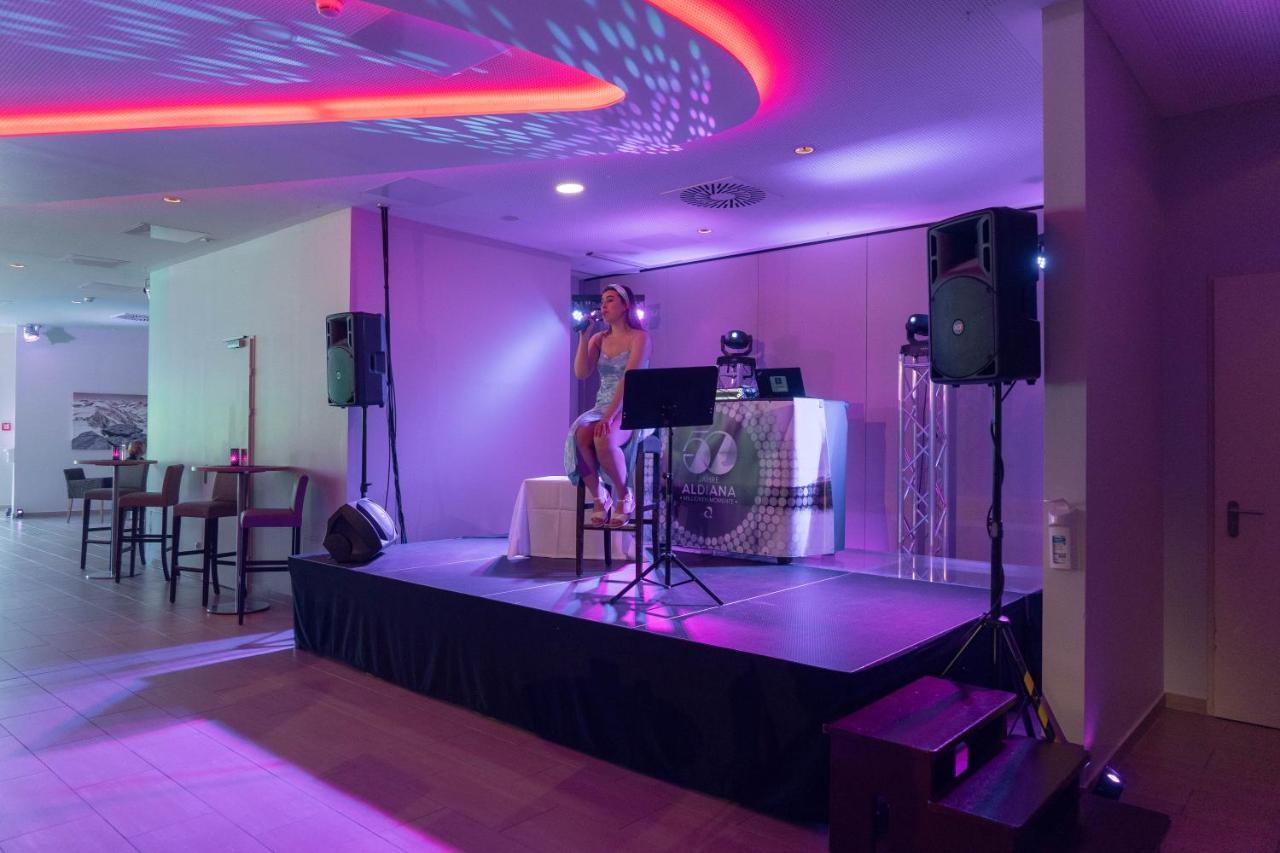 Aldiana Club Salzkammergut Und Grimmingtherme Бад Митерндорф Екстериор снимка