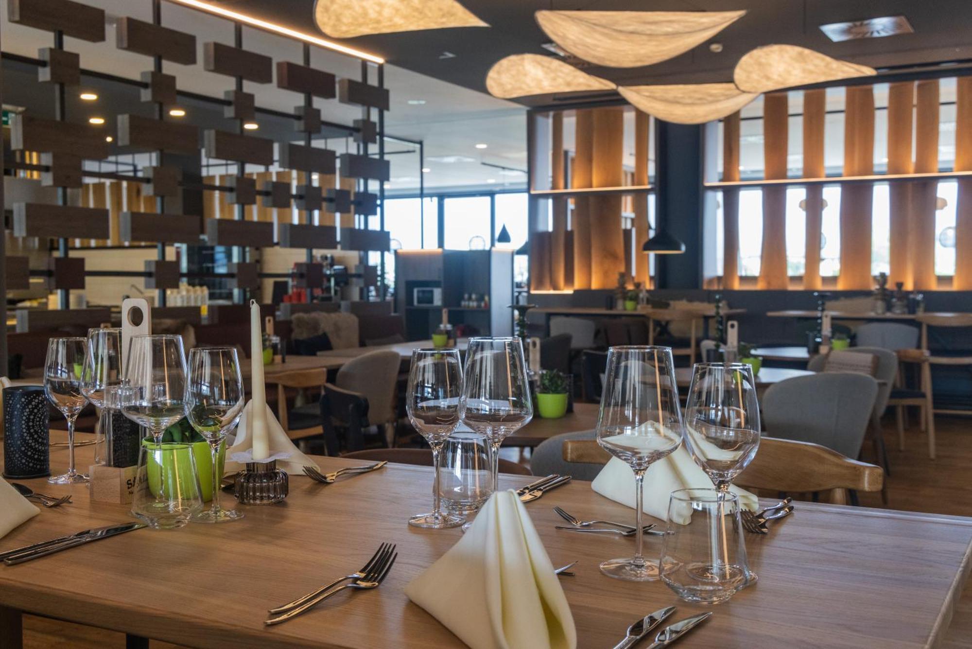 Aldiana Club Salzkammergut Und Grimmingtherme Бад Митерндорф Екстериор снимка
